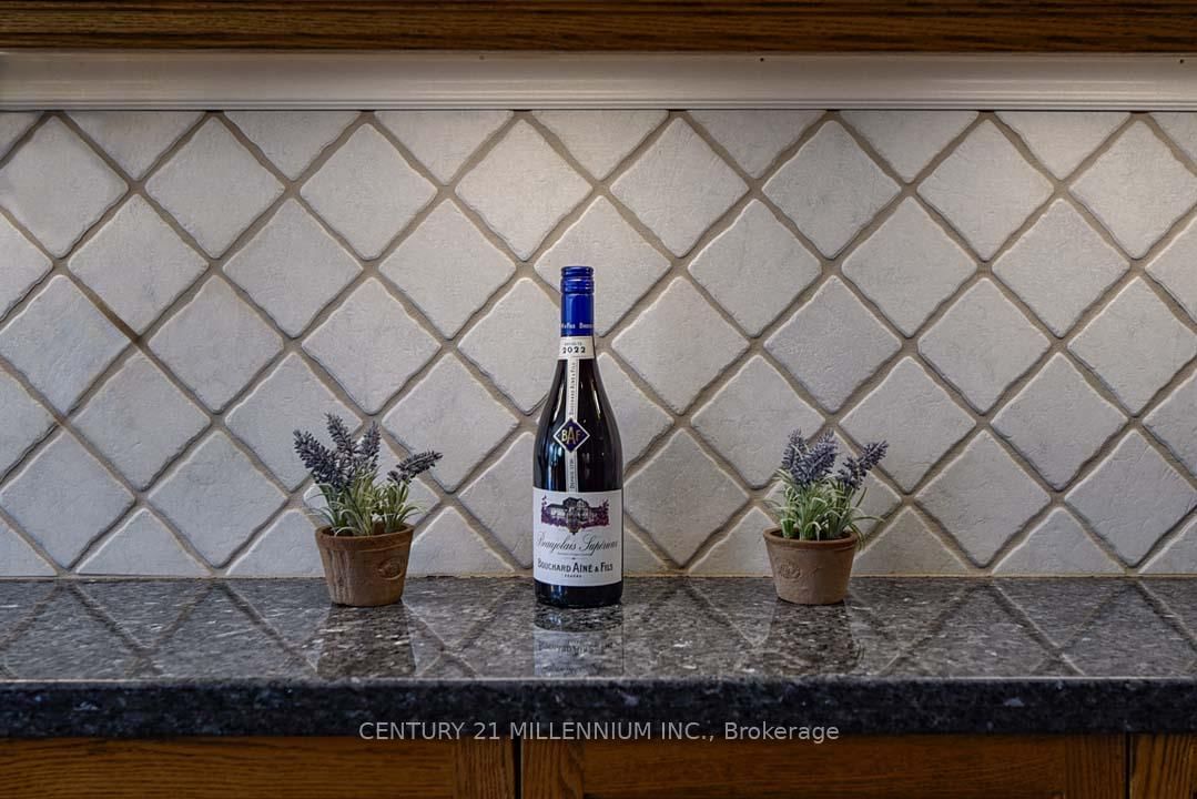 8 Castlewood Court • Caledon, ON photo 20
