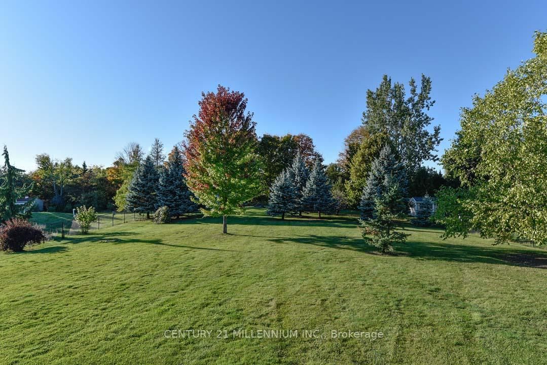 8 Castlewood Court • Caledon, ON photo 23