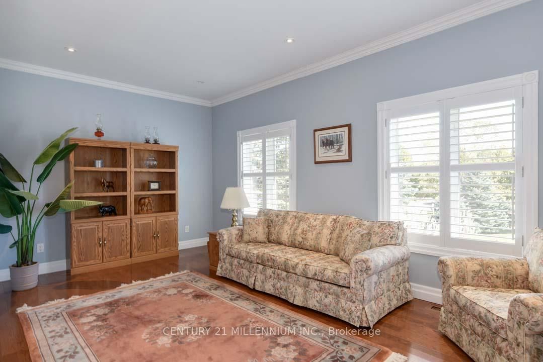 8 Castlewood Court • Caledon, ON photo 32