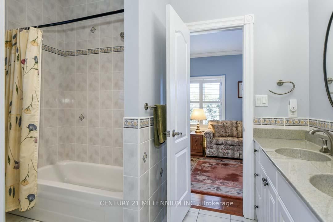 8 Castlewood Court • Caledon, ON photo 33