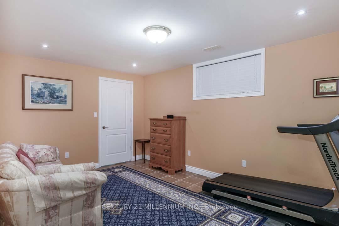8 Castlewood Court • Caledon, ON photo 46