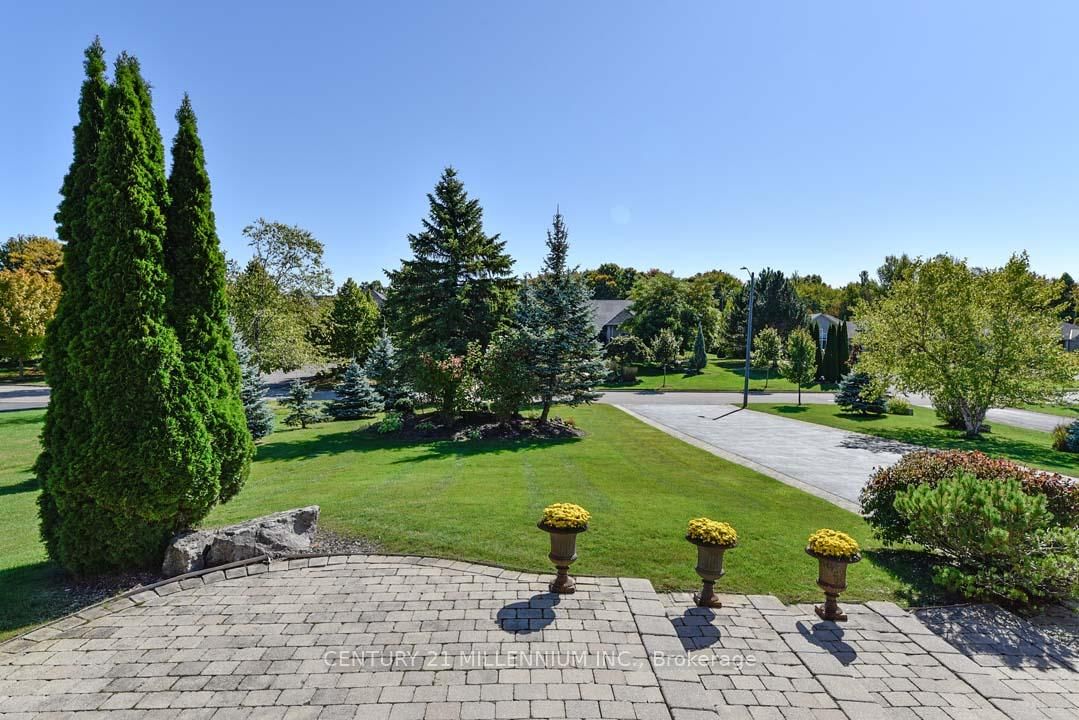 8 Castlewood Court • Caledon, ON photo 8