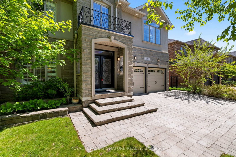 2480 Upper Valley Crescent