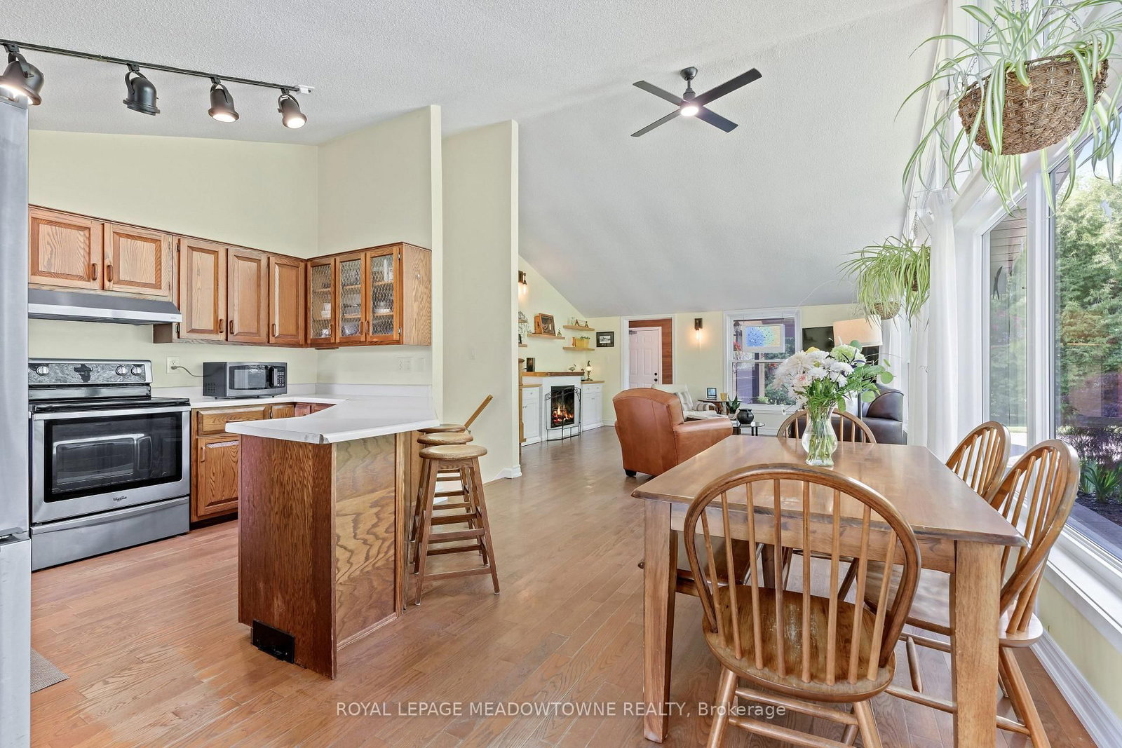 12072 Sixth Line • Halton Hills, ON photo 21