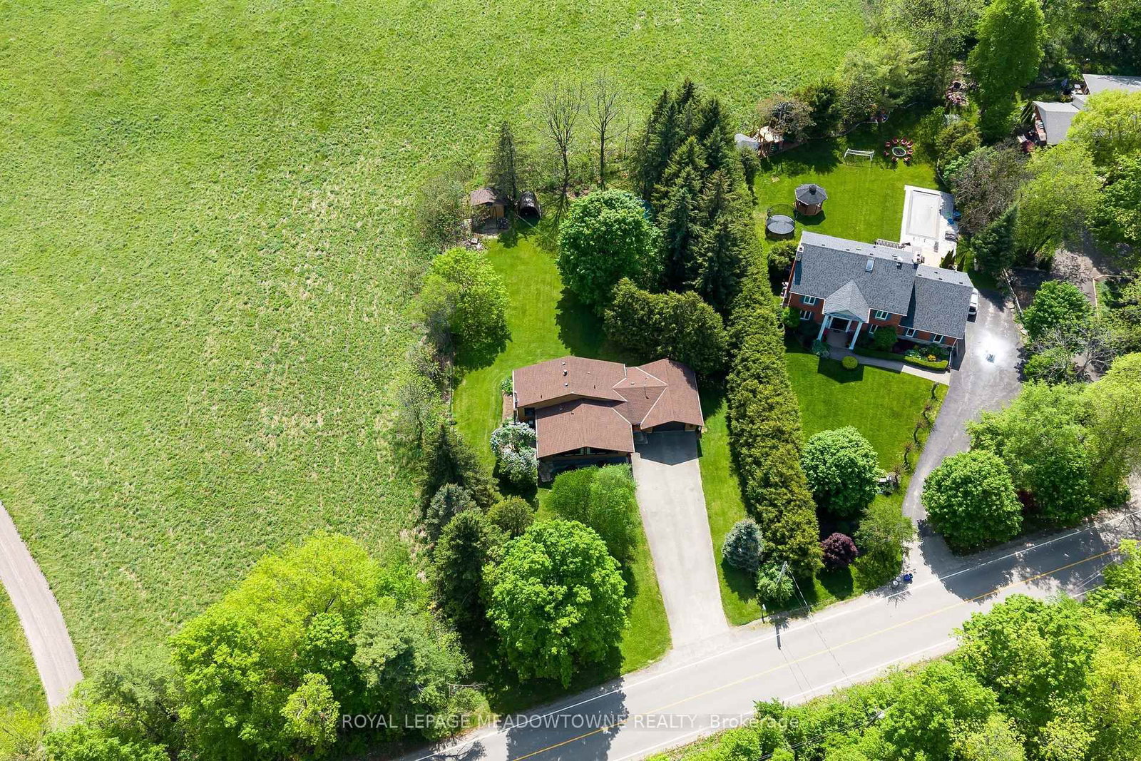 12072 Sixth Line • Halton Hills, ON photo 3