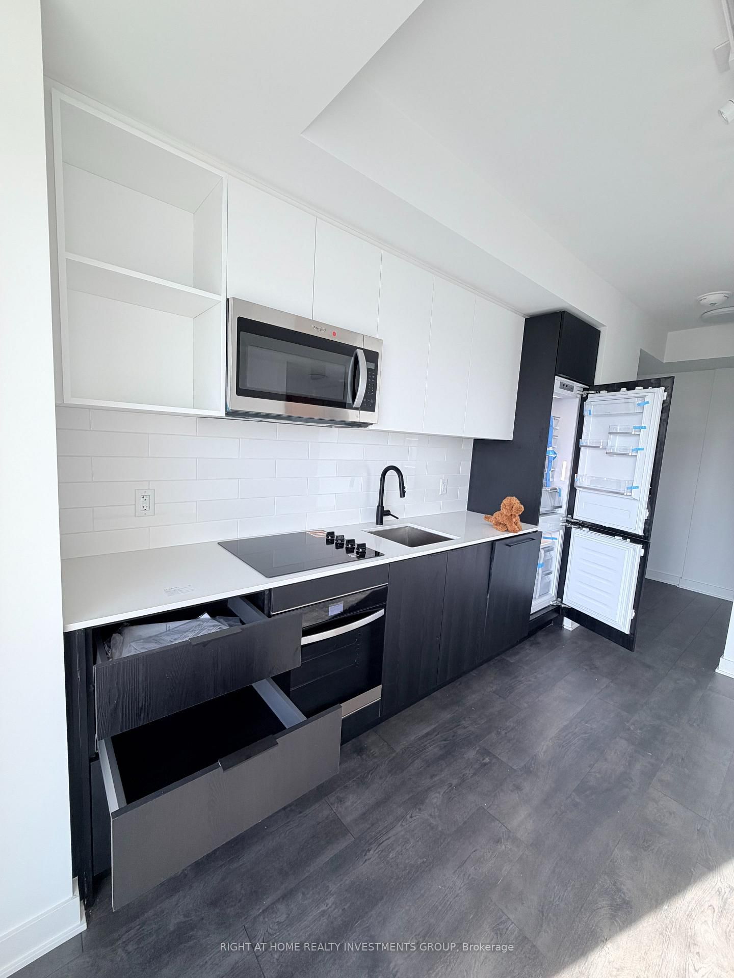 1185 Dupont Street, Unit 2101 - Photo 11