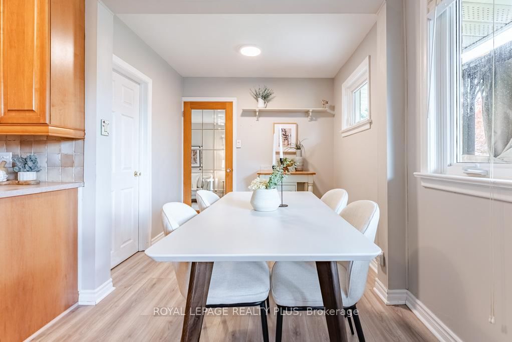 27 Sora Drive • Mississauga, ON photo 10
