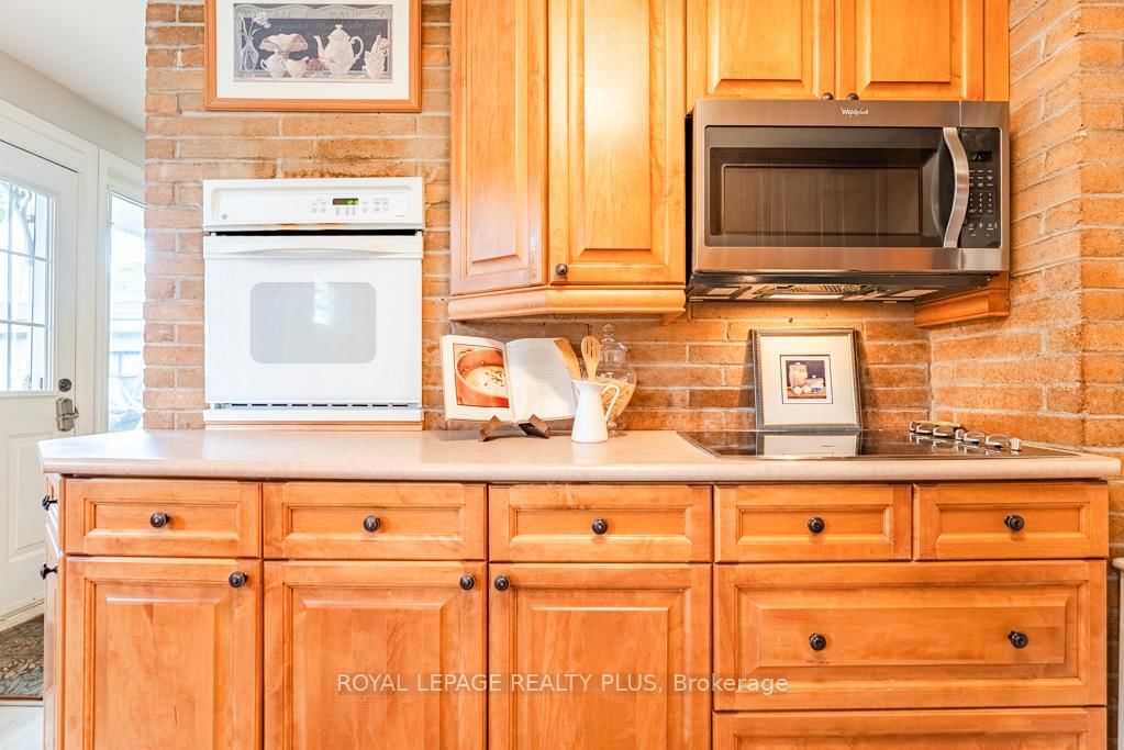 27 Sora Drive • Mississauga, ON photo 15