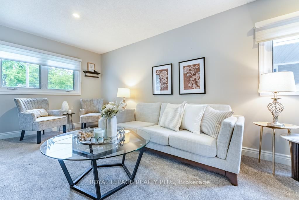 27 Sora Drive • Mississauga, ON photo 8