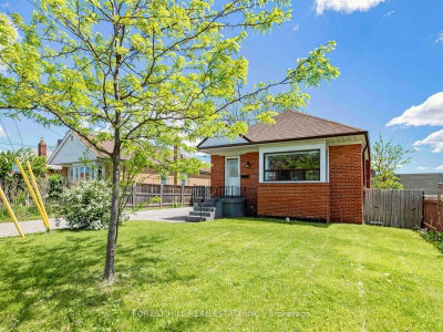3-bed Detached House · 101 Whitley Ave