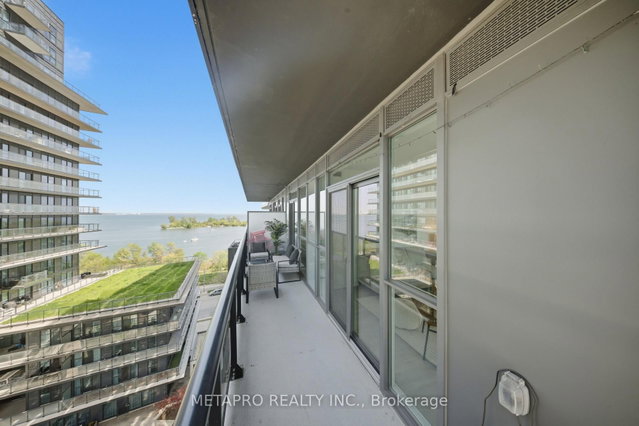 809 - 110 Marine Parade Drive SE