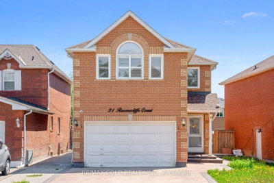 Detached House in Northwood Park