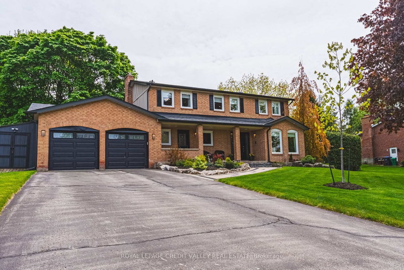 5 Valleygreen Crescent S