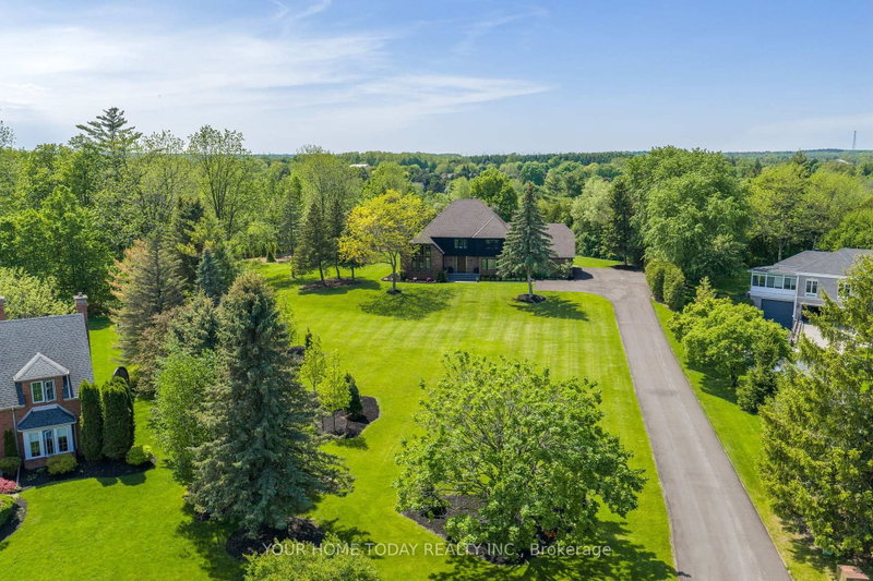 27 Chantelay Crescent