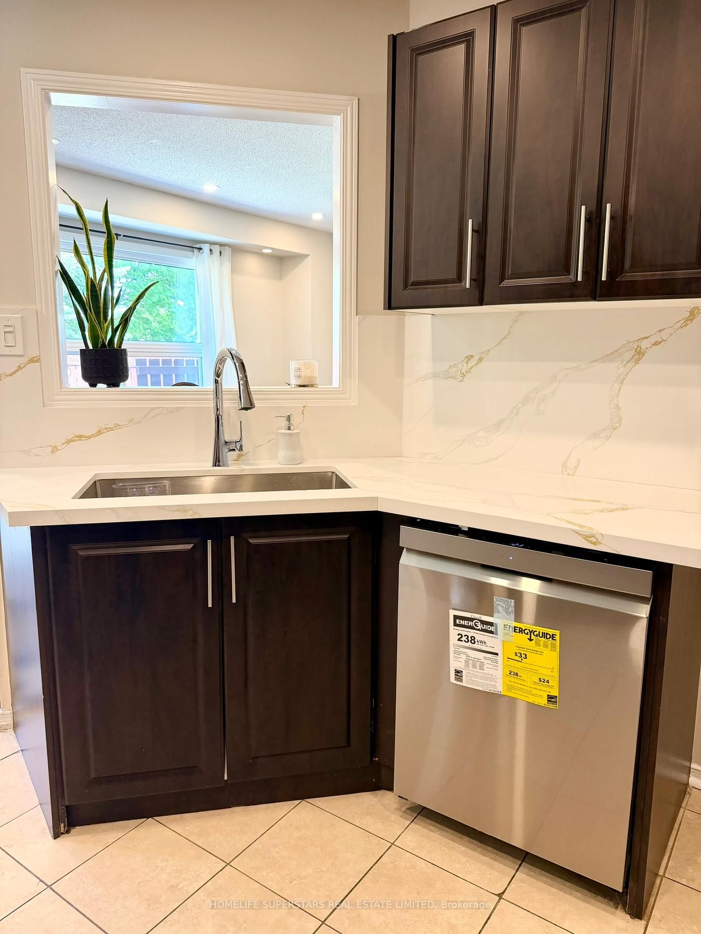 172 N Rainforest Drive • Brampton, ON photo 11