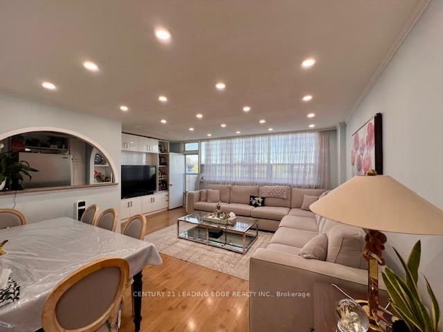 911 - 80 Grandravine Drive