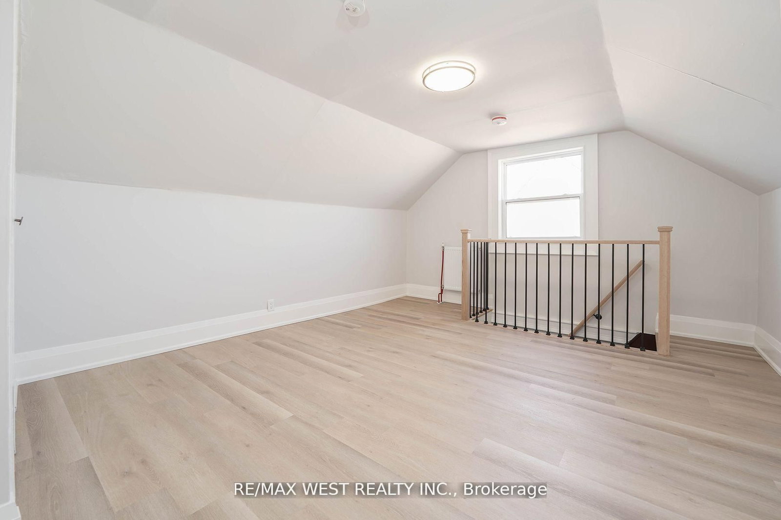 115 Edwin Avenue • Toronto, ON photo 36