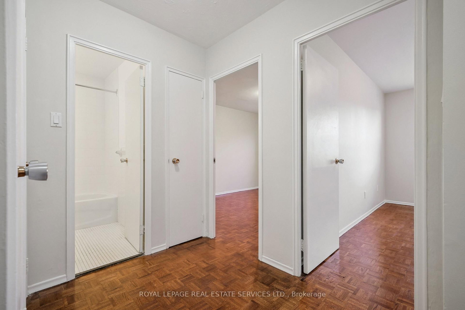 7 Helene Street N, Unit 302 - Photo 13