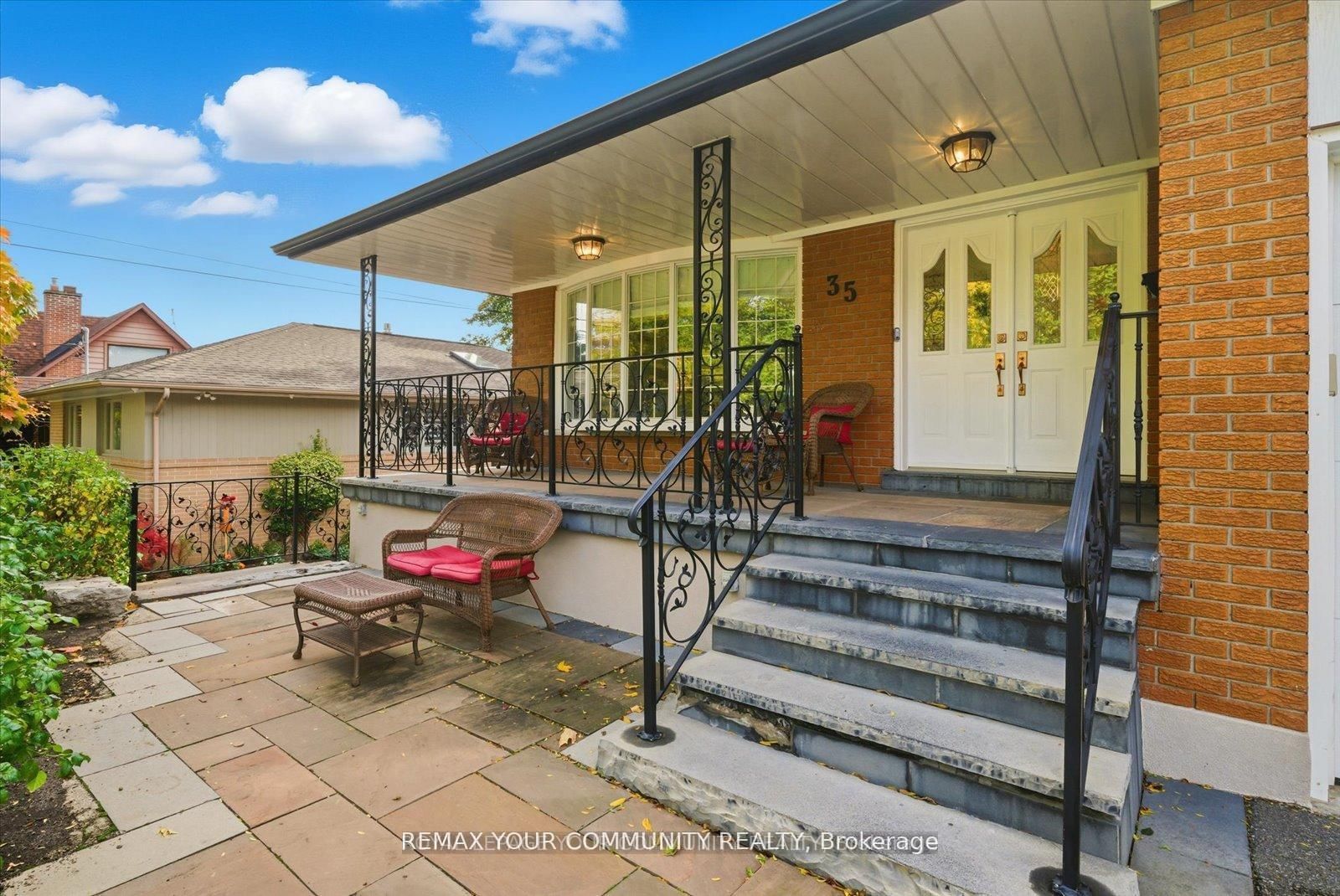 35 Sunvale Drive, Toronto, ON, photo 5