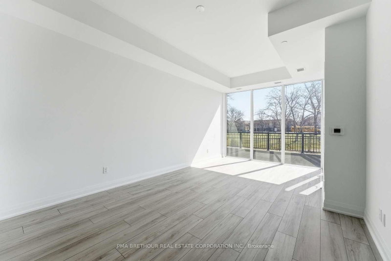 1035 Southdown Mississauga,ON L5J 0A2 — Photo 2