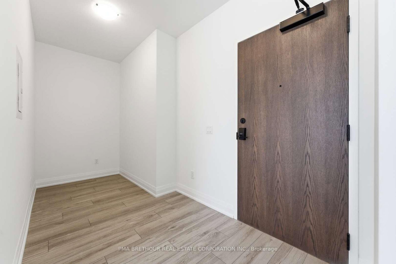 1035 Southdown Mississauga,ON L5J 0A2 — Photo 7