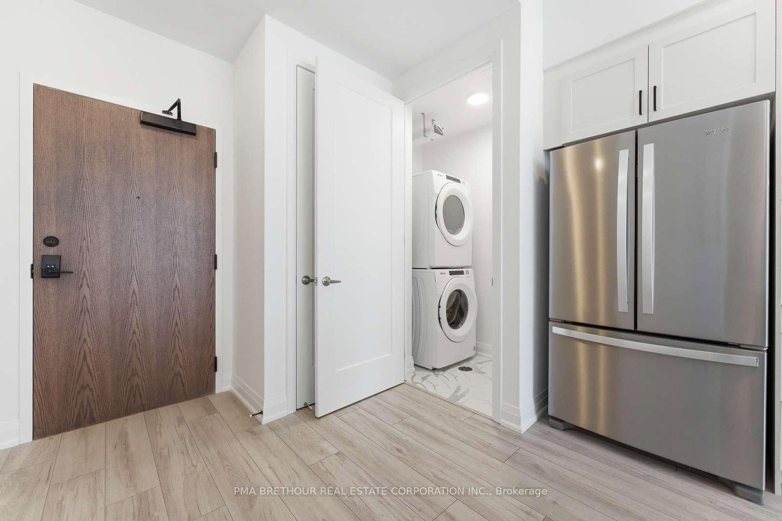 1035 Southdown Mississauga,ON L5J 0A2 — Photo 8