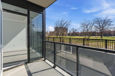 1035 Southdown Mississauga,ON L5J 0A2 — Photo 9