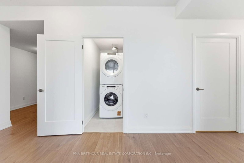 1035 Southdown Mississauga,ON L5J 0A2 — Photo 12