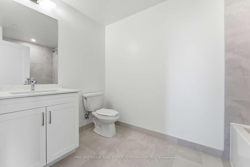1035 Southdown Mississauga,ON L5J 0A2 — Photo 13