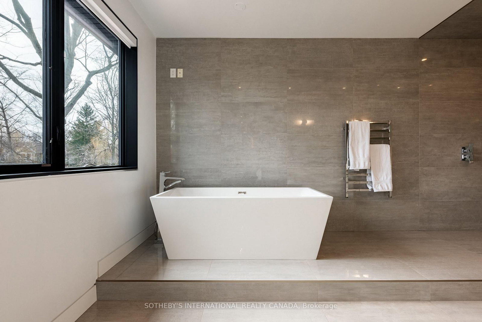 1388 Acton Crescent • Oakville, ON photo 29