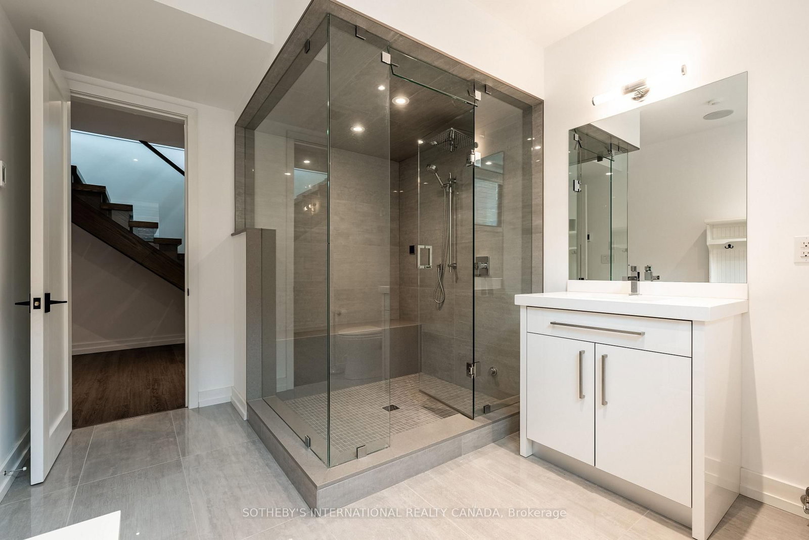 1388 Acton Crescent • Oakville, ON photo 39