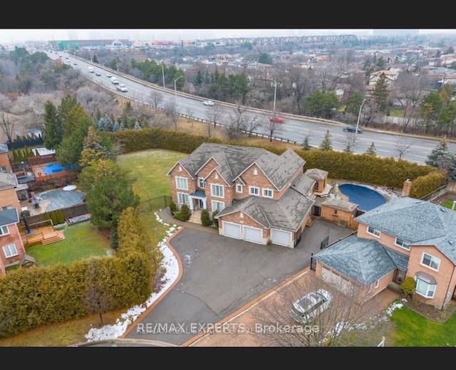 2489 Olinda Crt, Mississauga, Ontario