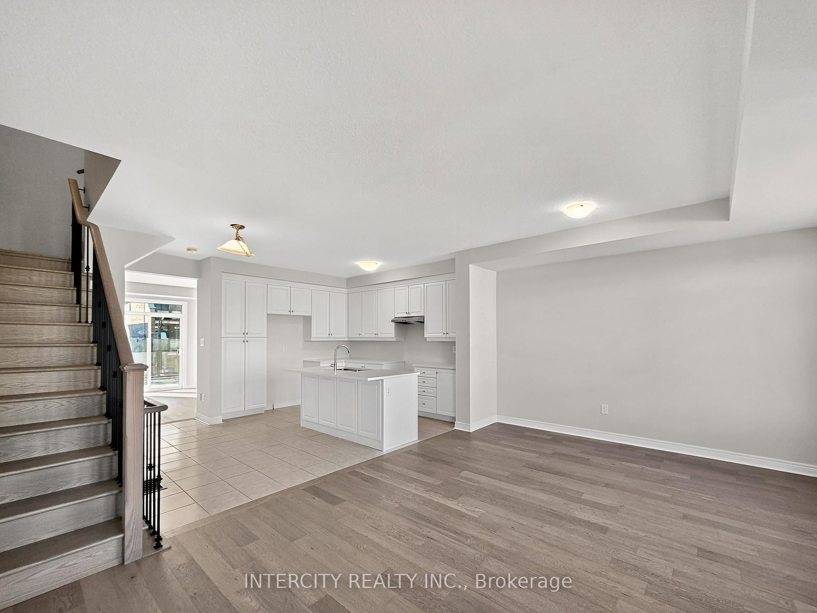 100 Grassbank Road • Brampton, ON photo 15