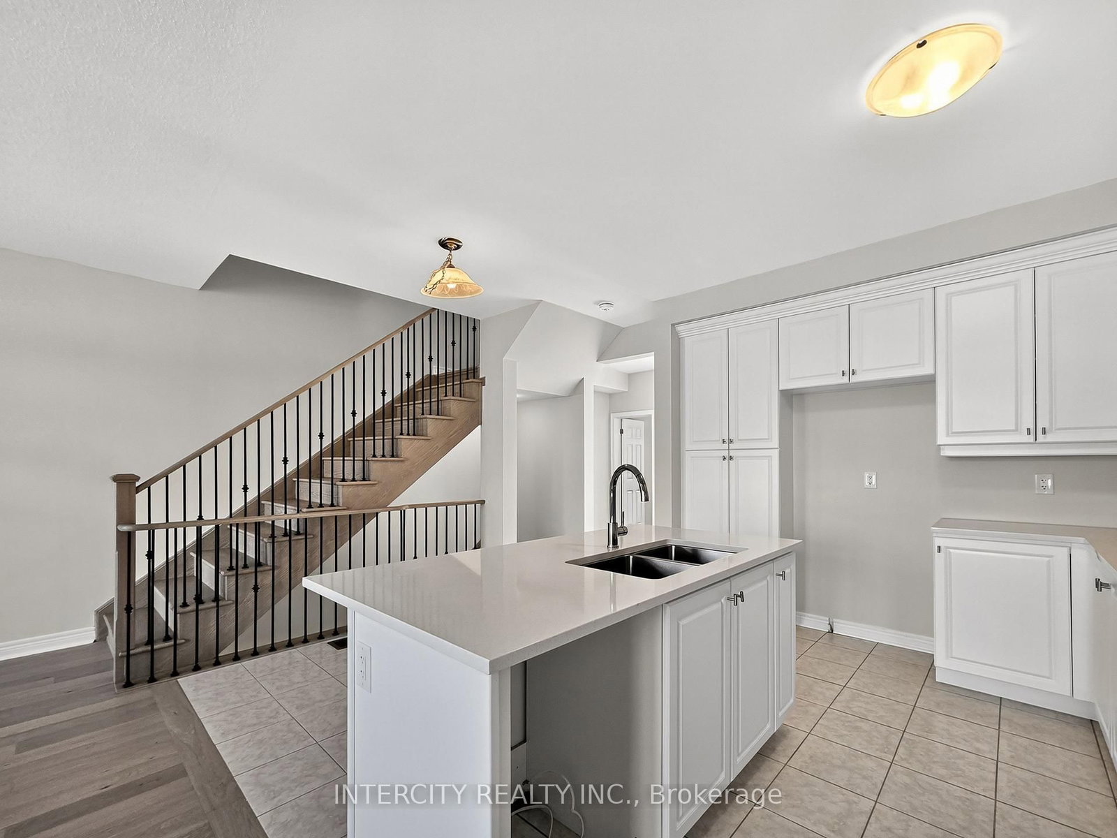 100 Grassbank Road • Brampton, ON photo 21