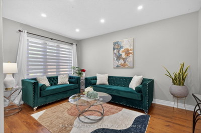 6059 Gemini Crescent — more photos