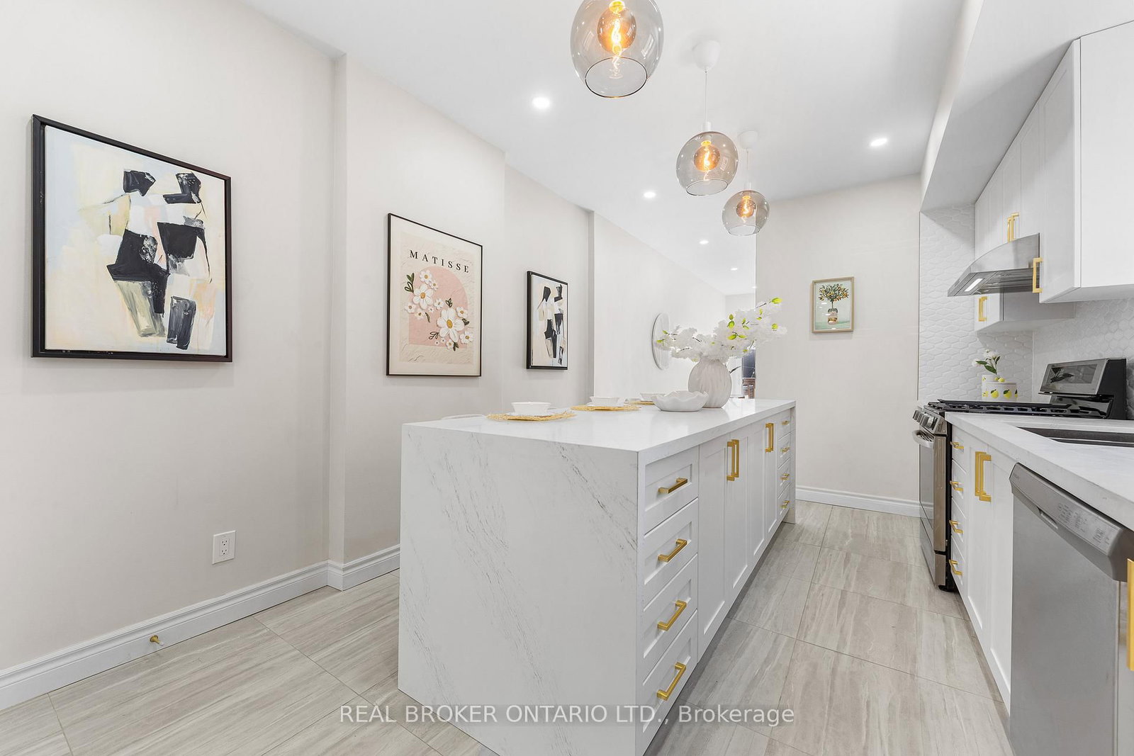 806 Gladstone Avenue • Toronto, ON photo 13