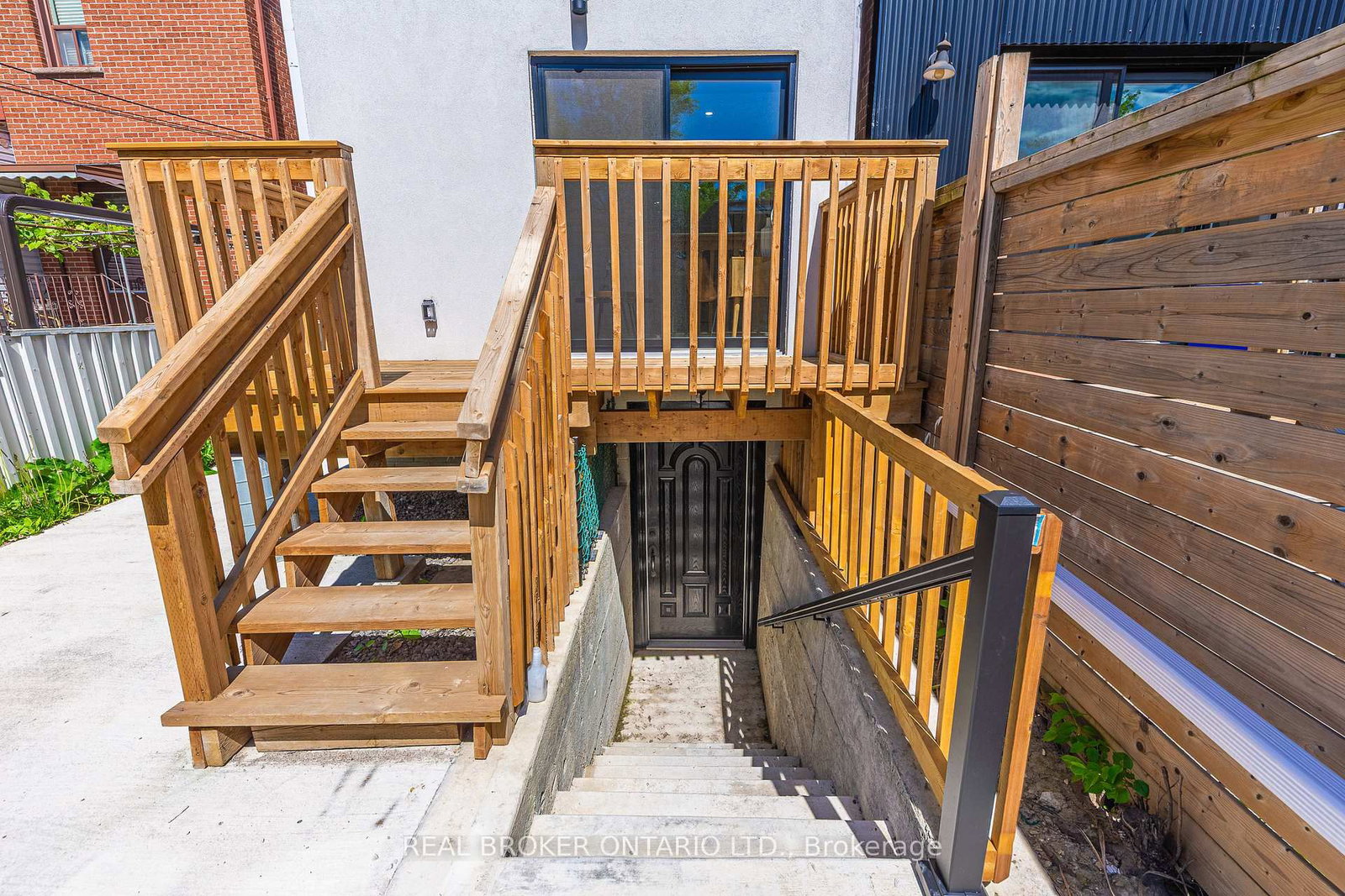 806 Gladstone Avenue • Toronto, ON photo 35