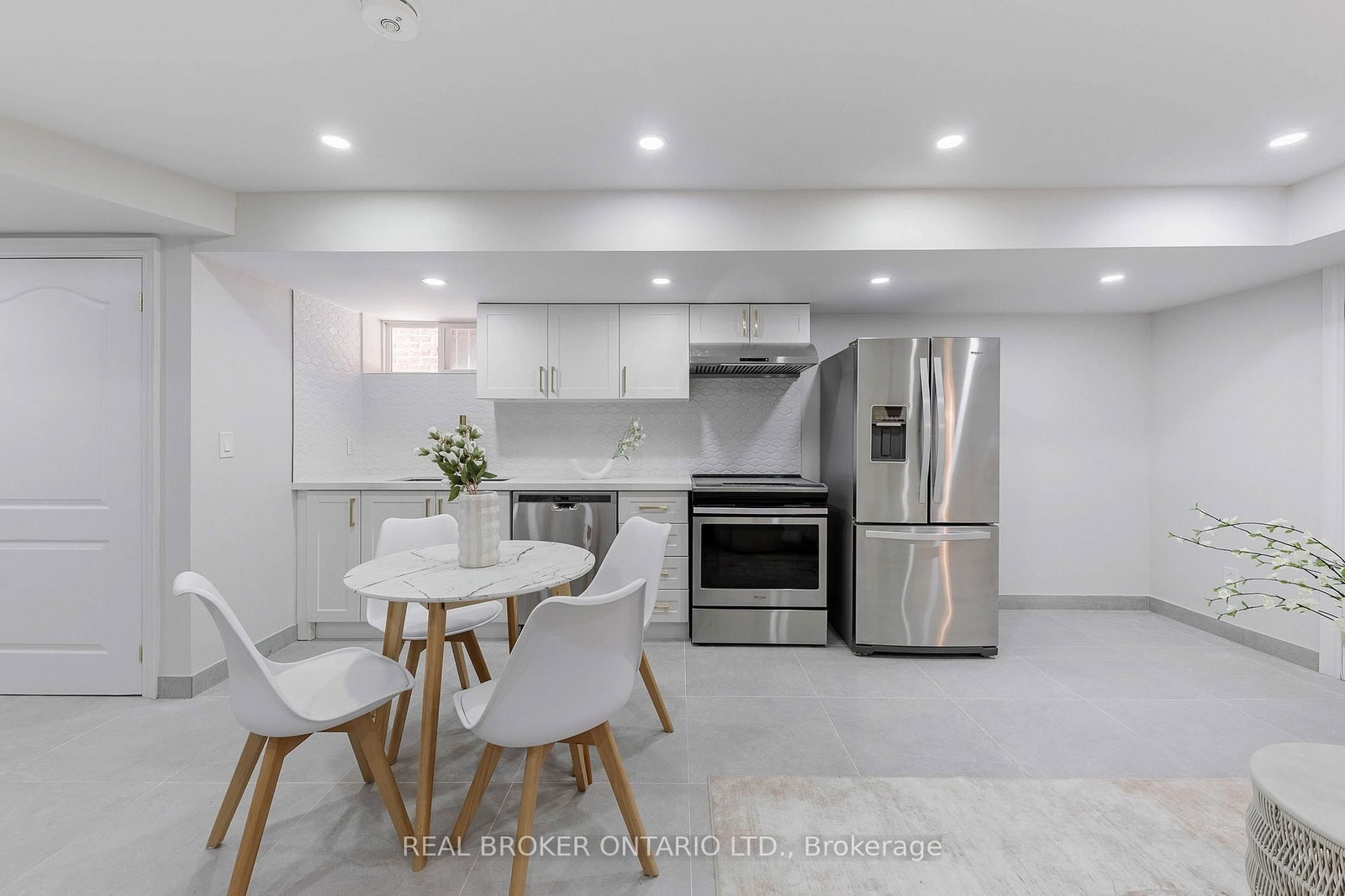 806 Gladstone Avenue • Toronto, ON photo 37