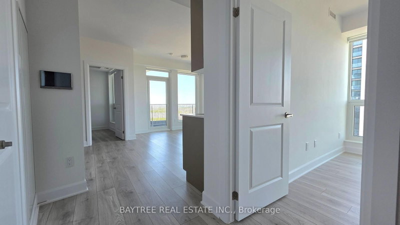 home for lease on 1601-3240 William Coltson Avenue