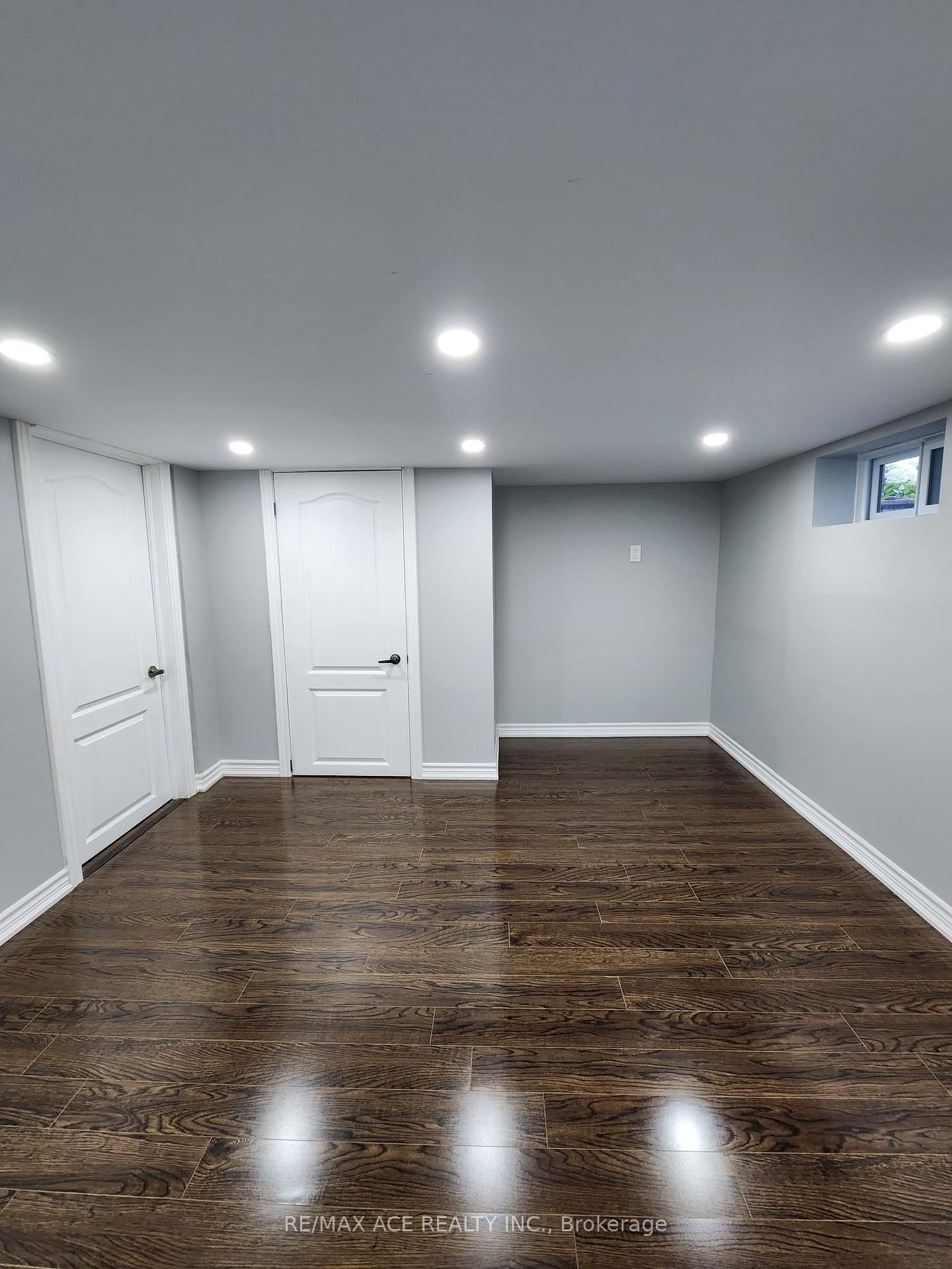 6 W Deane Park Drive, Unit Bsmt - Photo 10