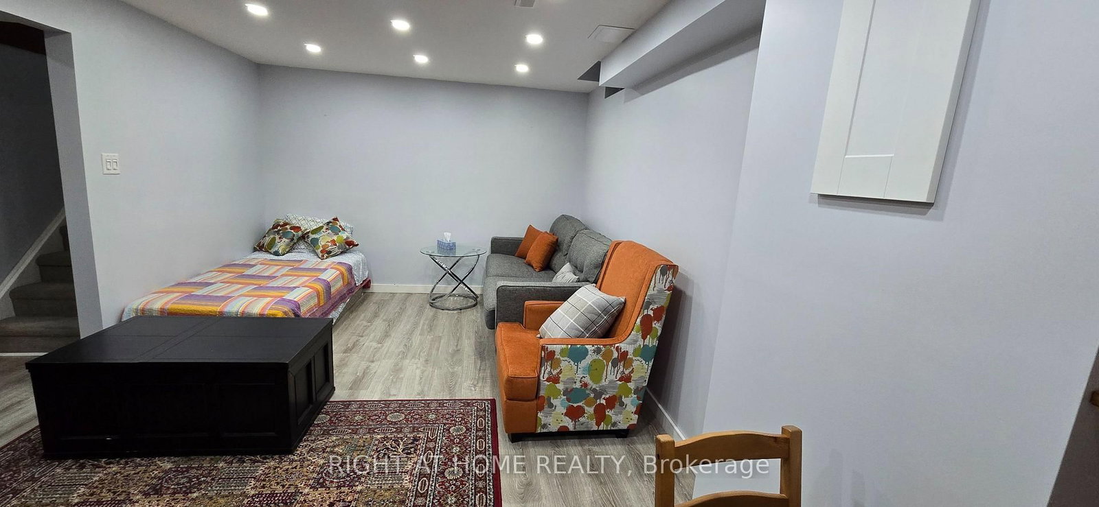 2655 Gananoque Drive, Unit 7 - Photo 2