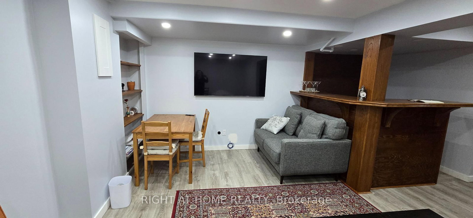 2655 Gananoque Drive, Unit 7 - Photo 3