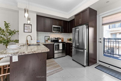 Unit 18 — 3077 Cawthra Road — photo 5