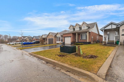 103 Biscayne Crescent N • Orangeville, ON photo 2