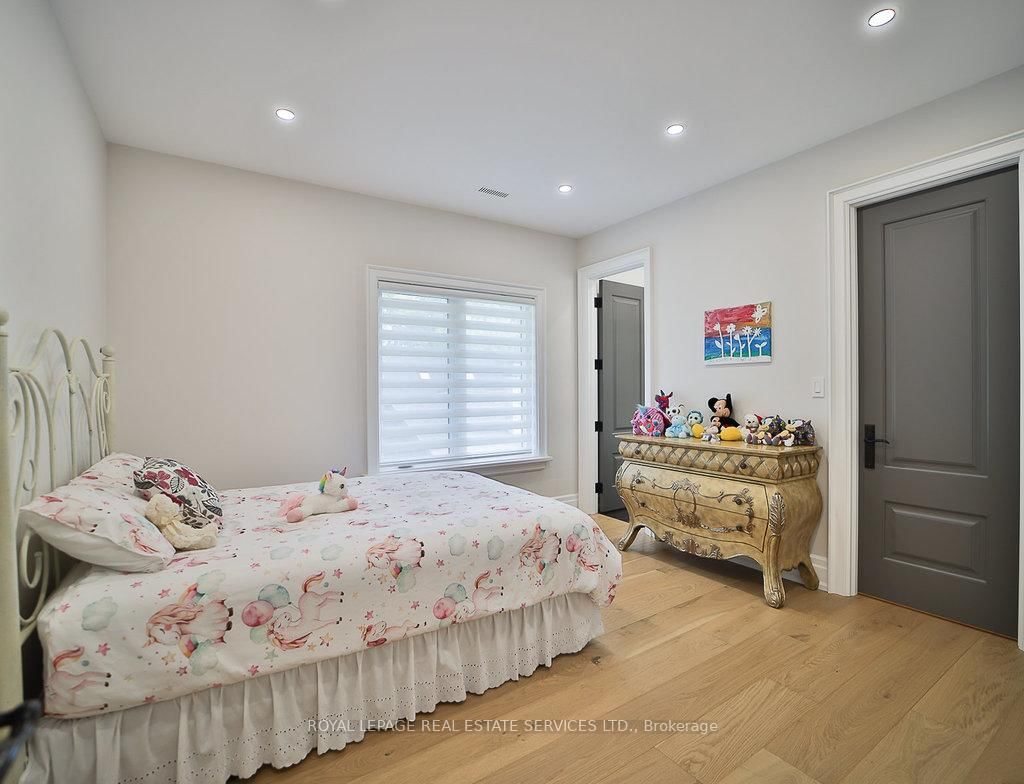 1301 Twin Oaks Dell • Mississauga, ON photo 27