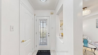 72 Tiller Trail • Brampton, ON photo 5