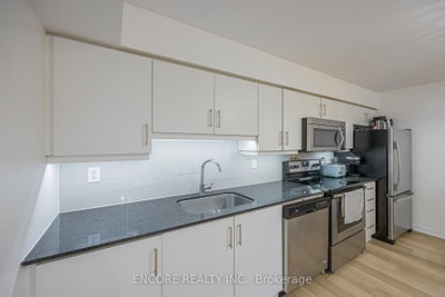 Unit 8 — 10 Carnation Avenue — more photos