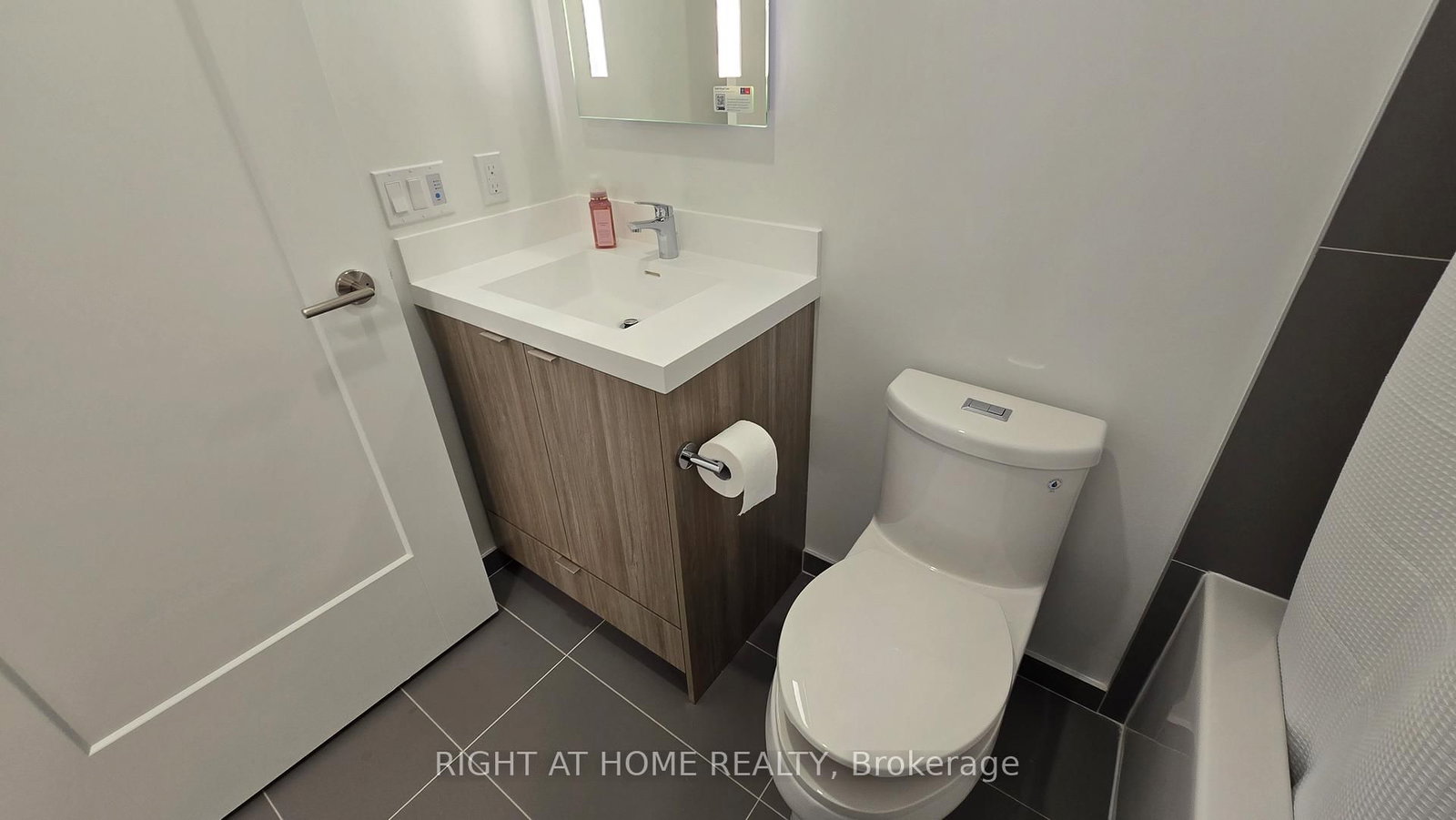 60 Central Park Roadway, Unit 1707 - Photo 46