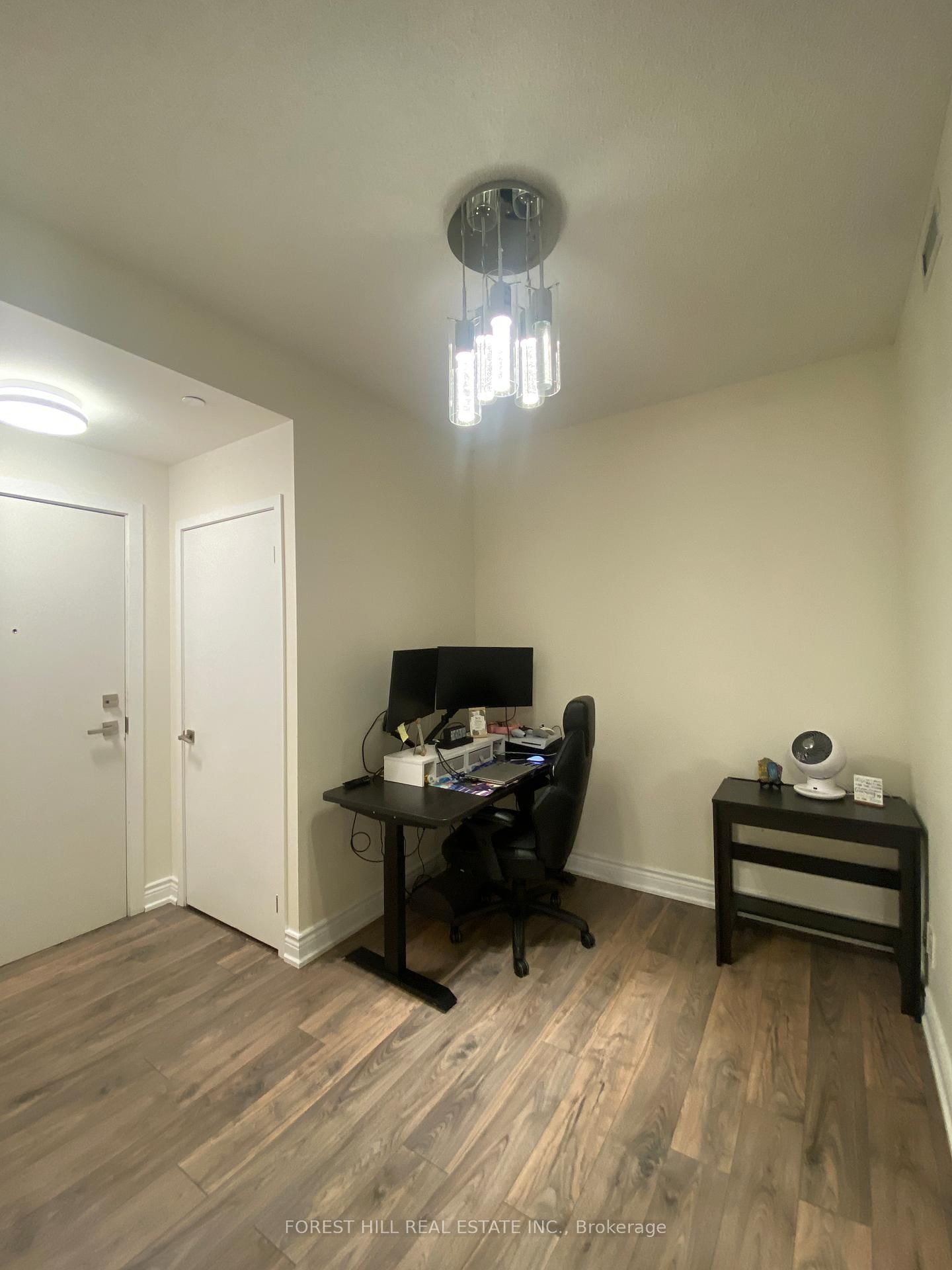 4011 Brickstone Mews • #807 • Mississauga, ON photo 7