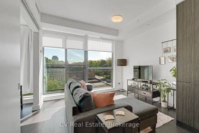 Condo leased at 511-1990 Bloor Street, Toronto, Ontario, M6P 3L1 - High Park North - MLS: W13218948